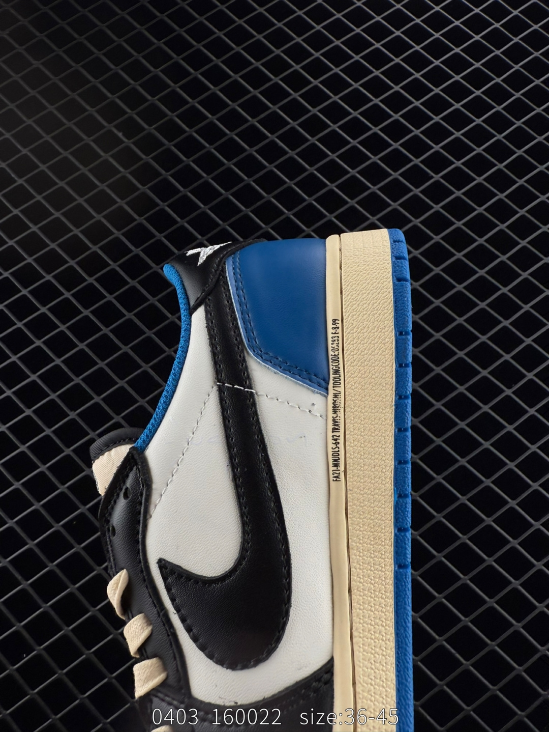 Travis Scott x Air Jordan 1 ” Reverse Mocha “ LV